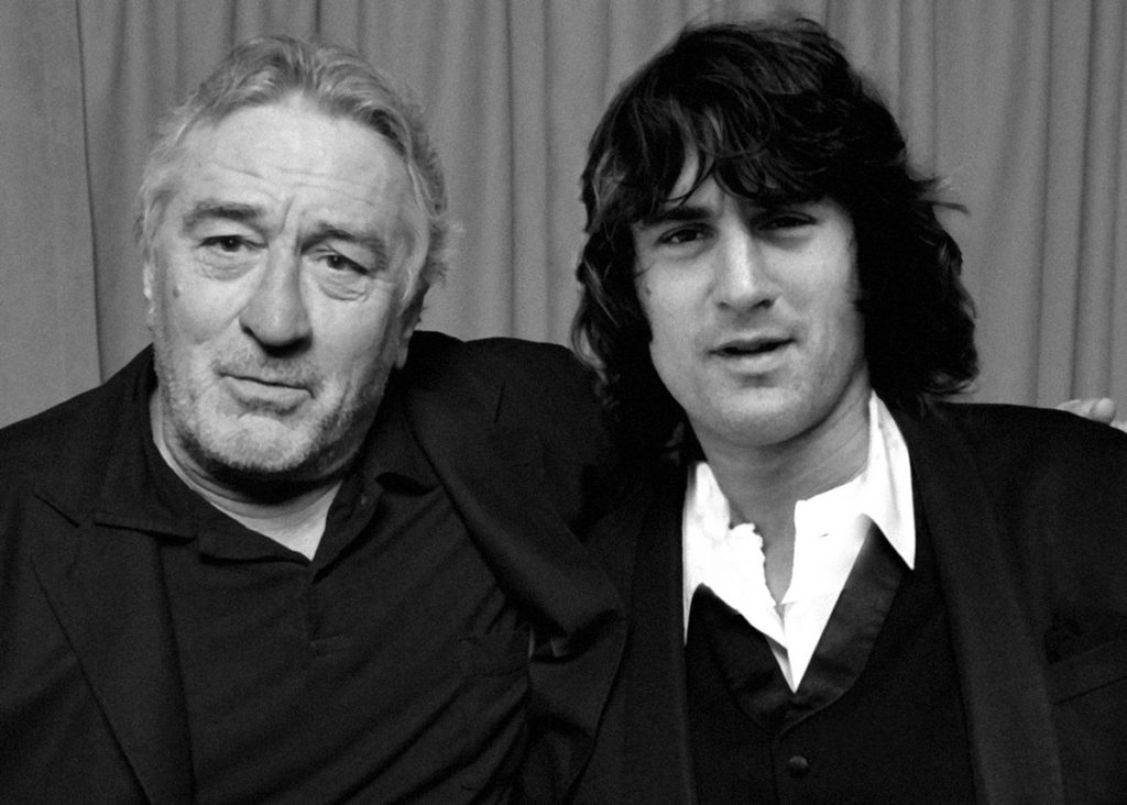 Robert De Niro abbraccia se stesso, particolare della copertina del numero 594-595 di Bianco e Nero