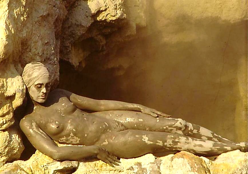 "Didone non è morta" di Lina Mangiacapre (1987)