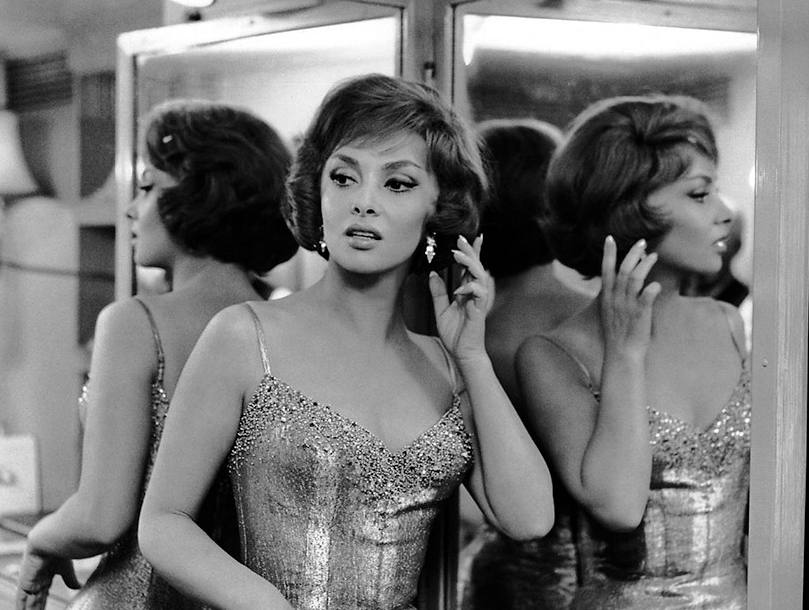 "Portrait of Gina" di Orson Welles (1958, 5')