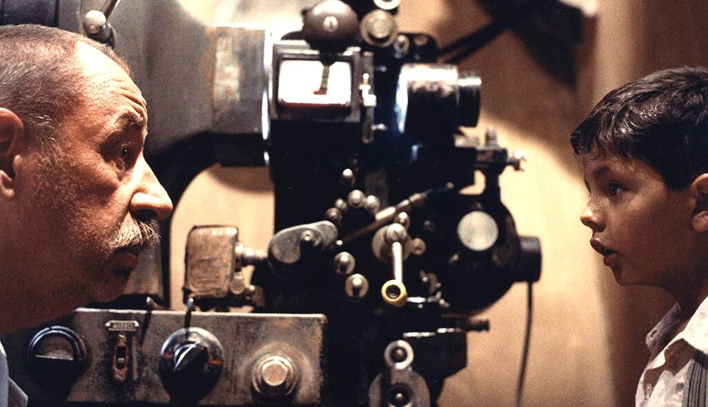 "Nuovo Cinema Paradiso" di Giuseppe Tornatore