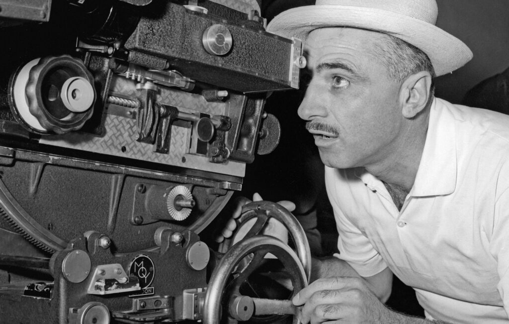 Mario Monicelli sul set de "Il medico e lo stregone"